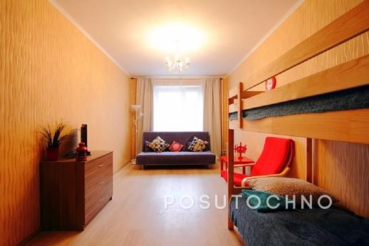 3 bedroom apartment for rent, Krasnogorsk - apartment by the day