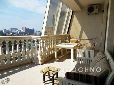 Excellent apartment in Arcadia Palace! 11 et / 11 fl., Bedro