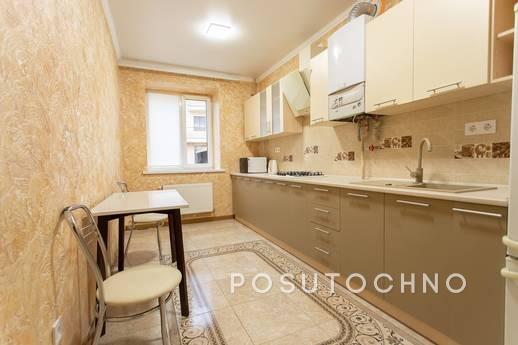 New VIP class apartment in the center of, Kamianets-Podilskyi - apartment by the day