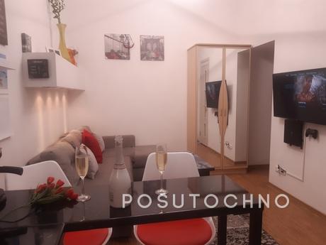 Daily rent in the center of Odessa, Odessa - apartment by the day
