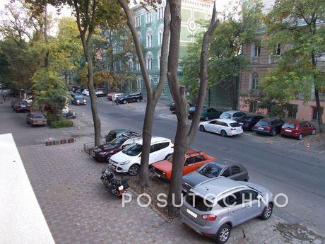 2-к квартира 90м 6 мест ул Дерибасовская, Одесса - квартира посуточно