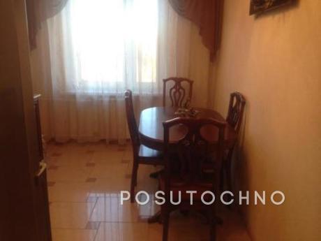Apartment for rent near the metro, Moscow - apartment by the day
