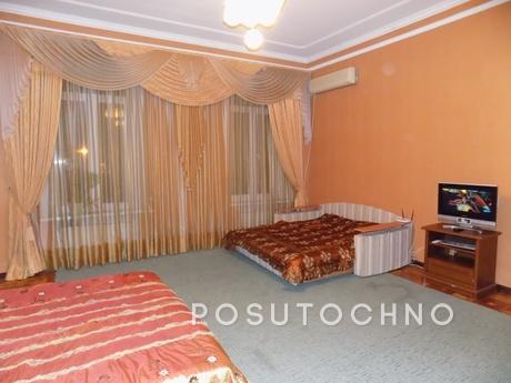 Двух комнатная квартира в самом центре Одессы . Общая площад