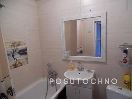 Excellent renovated in the center, wi-fi, Khmelnytskyi - apartment by the day