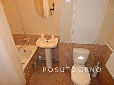 Excellent studio apartment in the metro, Moscow - apartment by the day