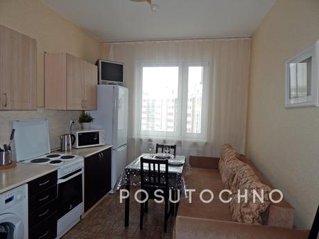 Excellent studio apartment in the metro, Moscow - apartment by the day