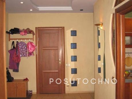 Apartment for rent near the metro, Moscow - apartment by the day