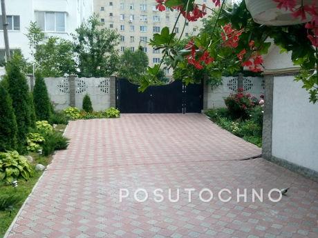 Housing for rent in the center, Khmelnytskyi - apartment by the day