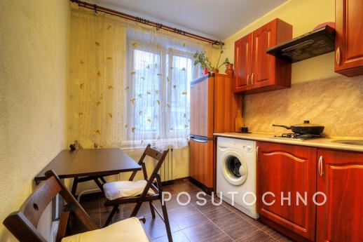 Apartments in Kakhovka, Moscow - apartment by the day