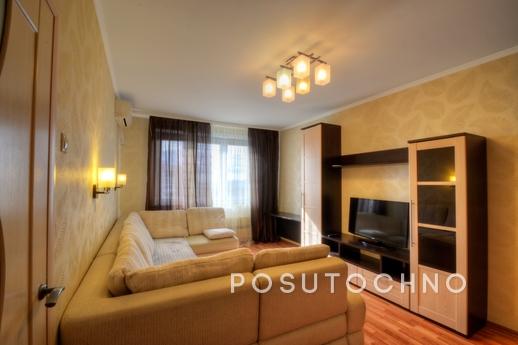 Luxury apartments at the metro station, Moscow - apartment by the day