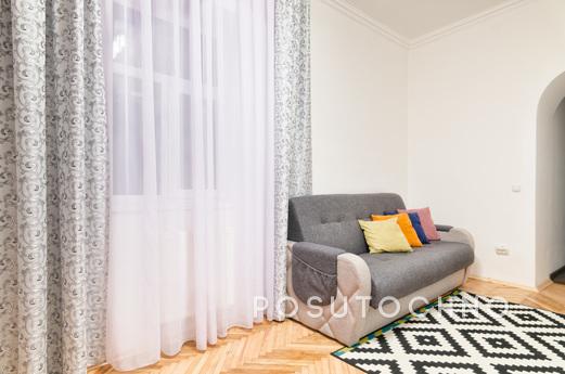 2 bedroom apartment for rent, Lviv - apartment by the day