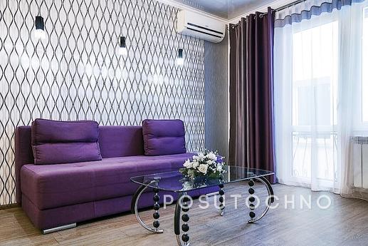 Stylish 2 bedroom apartment, Mykolaiv - apartment by the day