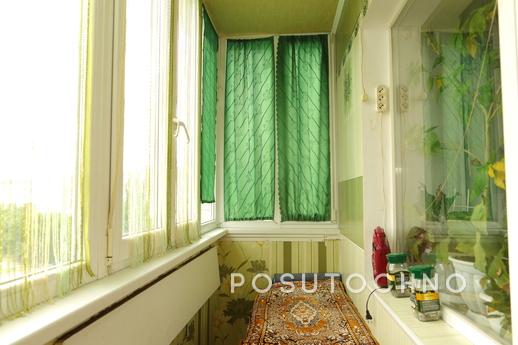 3 com. apartment in Berdyansk by the sea, Berdiansk - apartment by the day