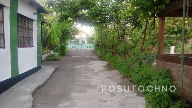 HOUSING FOR REST at the SEA!, Odessa - apartment by the day