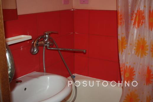 Bright, cozy 1-room apartment on Tairov, Odessa - apartment by the day