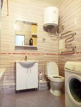 Cozy 1-bedroom apartment in the center, Краснодар - квартира подобово
