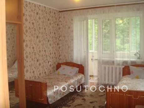 2 bedroom apartment for rent, Chernomorsk (Illichivsk) - apartment by the day