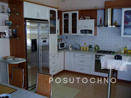 Private house, Odessa - apartment by the day