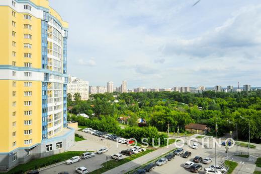 Двухкомнатные апартаменты, Екатеринбург - квартира посуточно