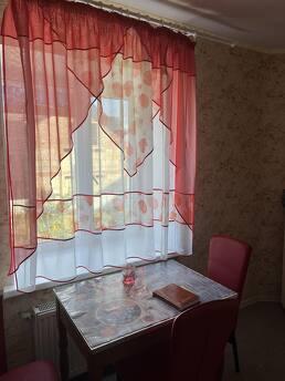 Центр .Даю платіжні документи.Ремонт., Охтирка - квартира подобово