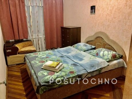3 комнатная видовая квартира в центре, Черкассы - квартира посуточно
