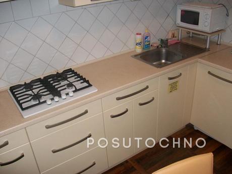 3 bedroom apartment in the center, Cherkasy - apartment by the day
