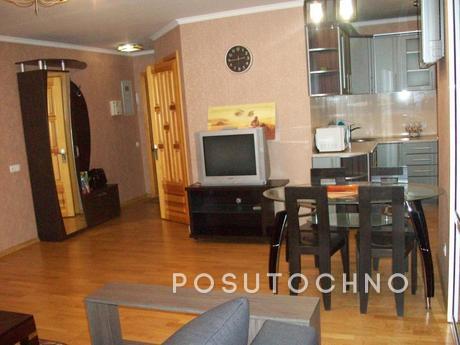 1-room studio suite near Dneproplazy, Cherkasy - apartment by the day