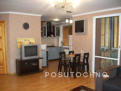 1-room studio suite near Dneproplazy, Cherkasy - apartment by the day