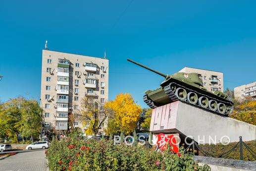 Посуточно 1 ком. Касноармейская 3А,Центр, Ростов-на-Дону - квартира посуточно