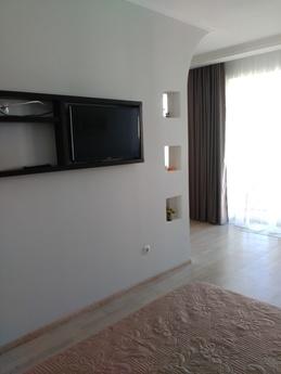 1 bedroom apartment in a new building, Truskavets - apartment by the day