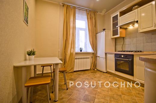 3-room apartment in a three-minute walk from Mayakovskaya me