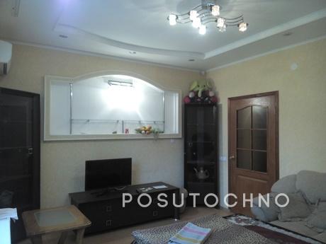 Light, cozy apartment in the city center (without intermedia
