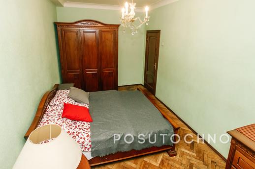 Cozy room near Sukharevskaya metro, Москва - квартира подобово