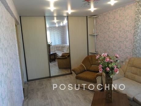 2 bedroom apartment for rent, Каменськ-Уральський - квартира подобово