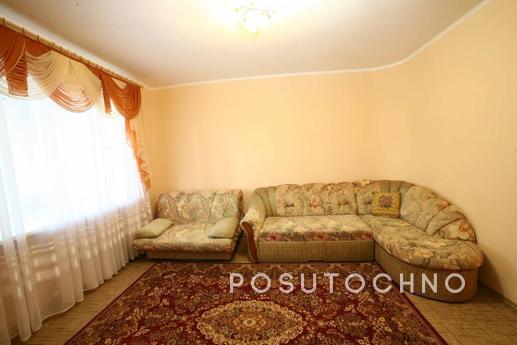 2-bedroom apartment in the South, Yuzhny - apartment by the day