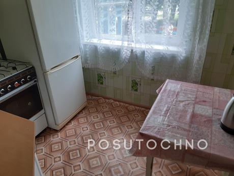 2-room apartment on Gagarina, Златоуст - квартира подобово