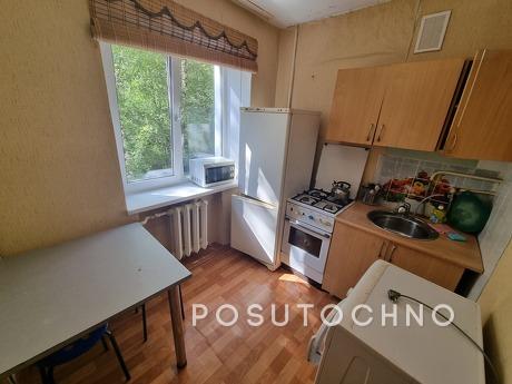 2-комнатная квартира 3-й м/р 17, Златоуст - квартира посуточно