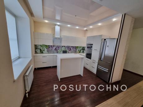 5-room apartment in a guest house 5-room apartment in a guest house, Zlatoust - apartment by the day