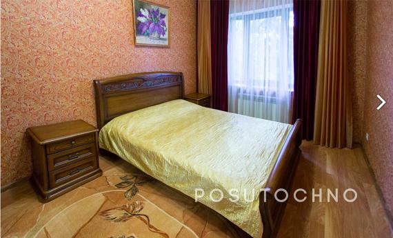 Daily South Legend 1, Yalta - apartment by the day