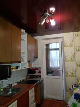 2 bedroom apartment for rent, Chernomorsk (Illichivsk) - apartment by the day