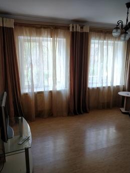 Rent 1 bedroom apartment near the sea, Chernomorsk (Illichivsk) - apartment by the day