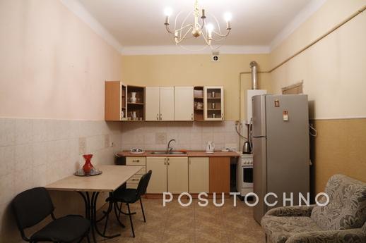 Люкс-апартаменты посуточно в Черновцах, Черновцы - квартира посуточно