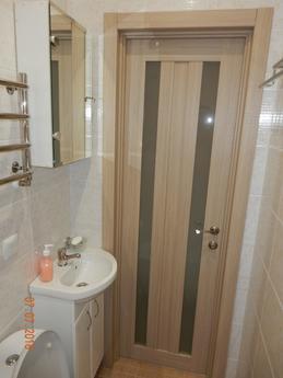 2 bedroom apartment for rent, Chernomorsk (Illichivsk) - apartment by the day