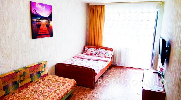 Very bright, warm and cozy apartment!, Нижньокамськ - квартира подобово