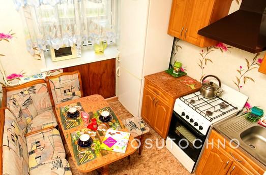 Very bright, warm and cozy apartment!, Нижньокамськ - квартира подобово