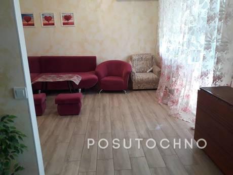 I will rent my 2 room apartment, Chernomorsk (Illichivsk) - apartment by the day