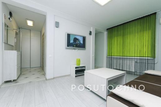 2-room apartment for rent near Sail, Kyiv - apartment by the day