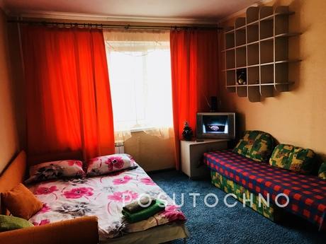Rent a cozy 1 bedroom apartment in Obolon. Equipped with eve