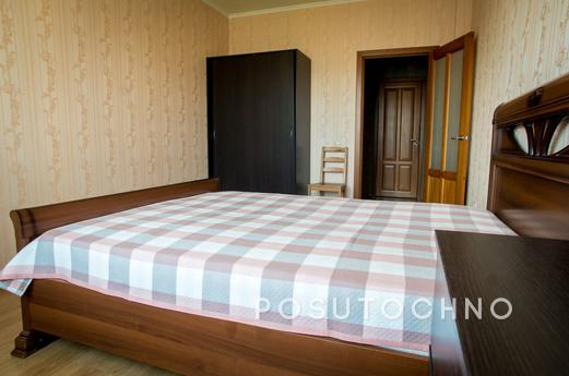 Spacious three bed apartment, Ростов-на-Дону - квартира подобово