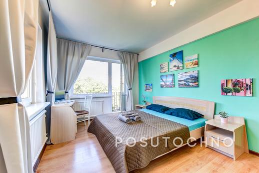 Large atmospheric species studio apartment (41.7 sq.m.) with